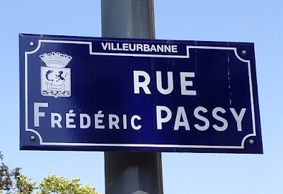 Villeurbanne_-_Rue_Fr-25C3-25A9d-25C3-25A9ric_Passy_-2528plaque-2529.jpg